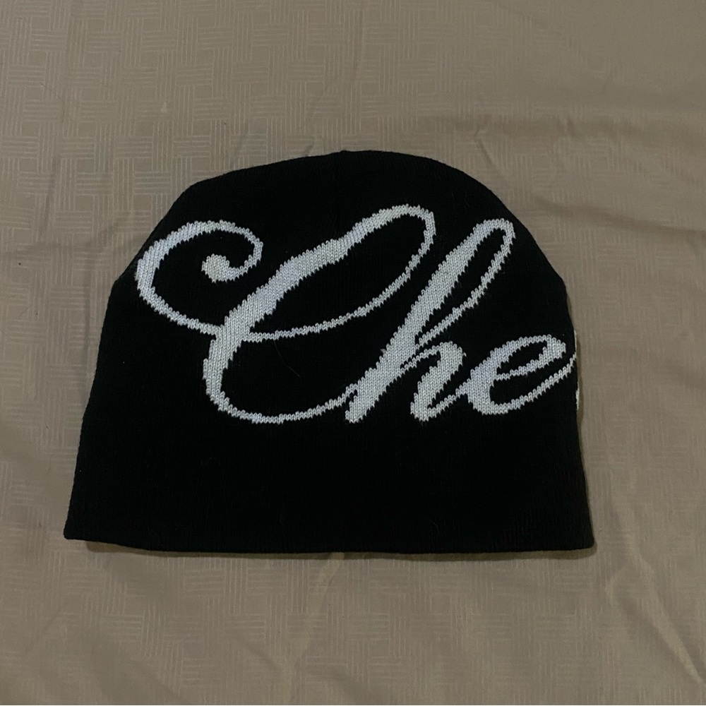 CHERRY LA black beanie